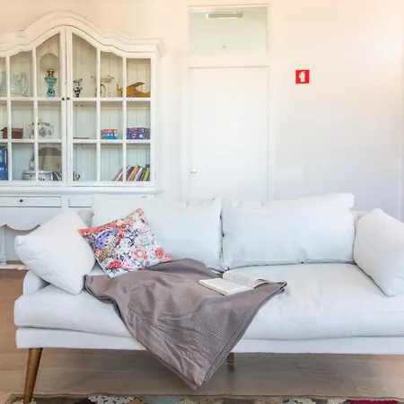 Apartment Casa Alegre, Overlooking *